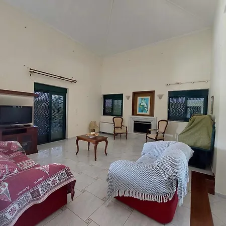 Holiday home Lio's Xylokera